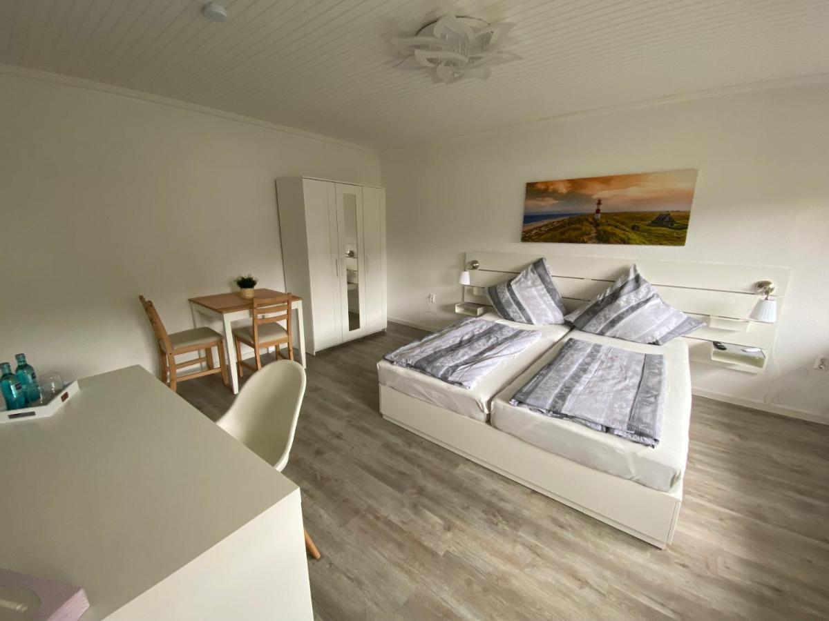 Pension Holter Deel Cuxhaven Esterno foto